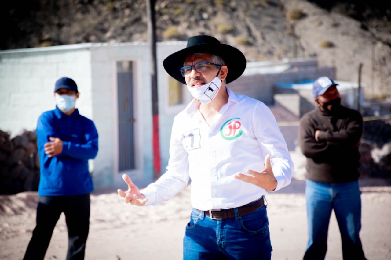 Zeballos plantea ampliar derecho de propiedad a posesionarios